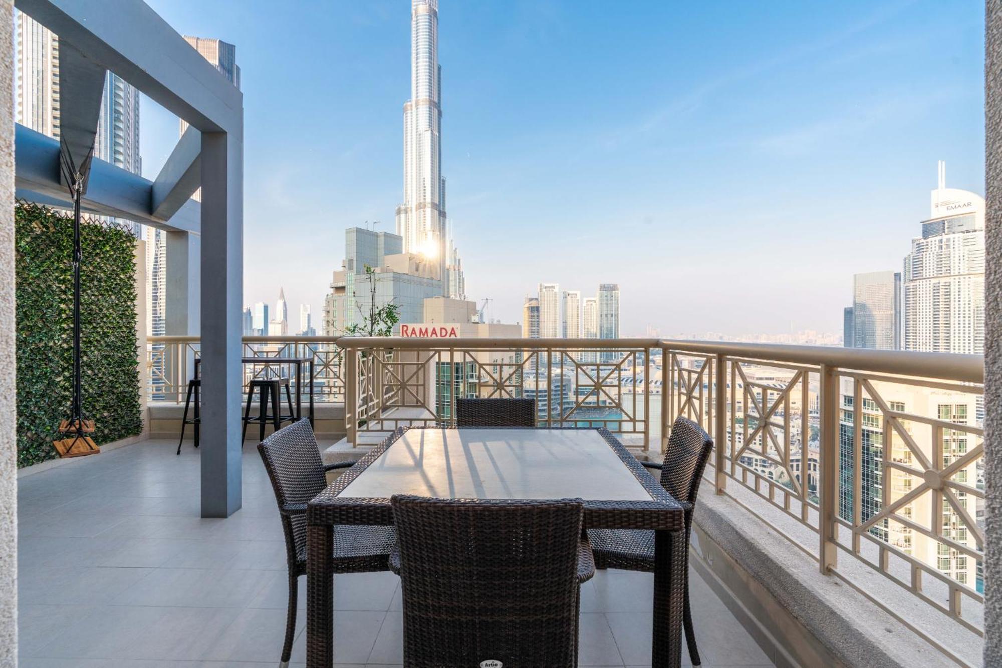 Luxury 2Br Downtown Apt With Burj Khalifa Views Dubaj Exteriér fotografie